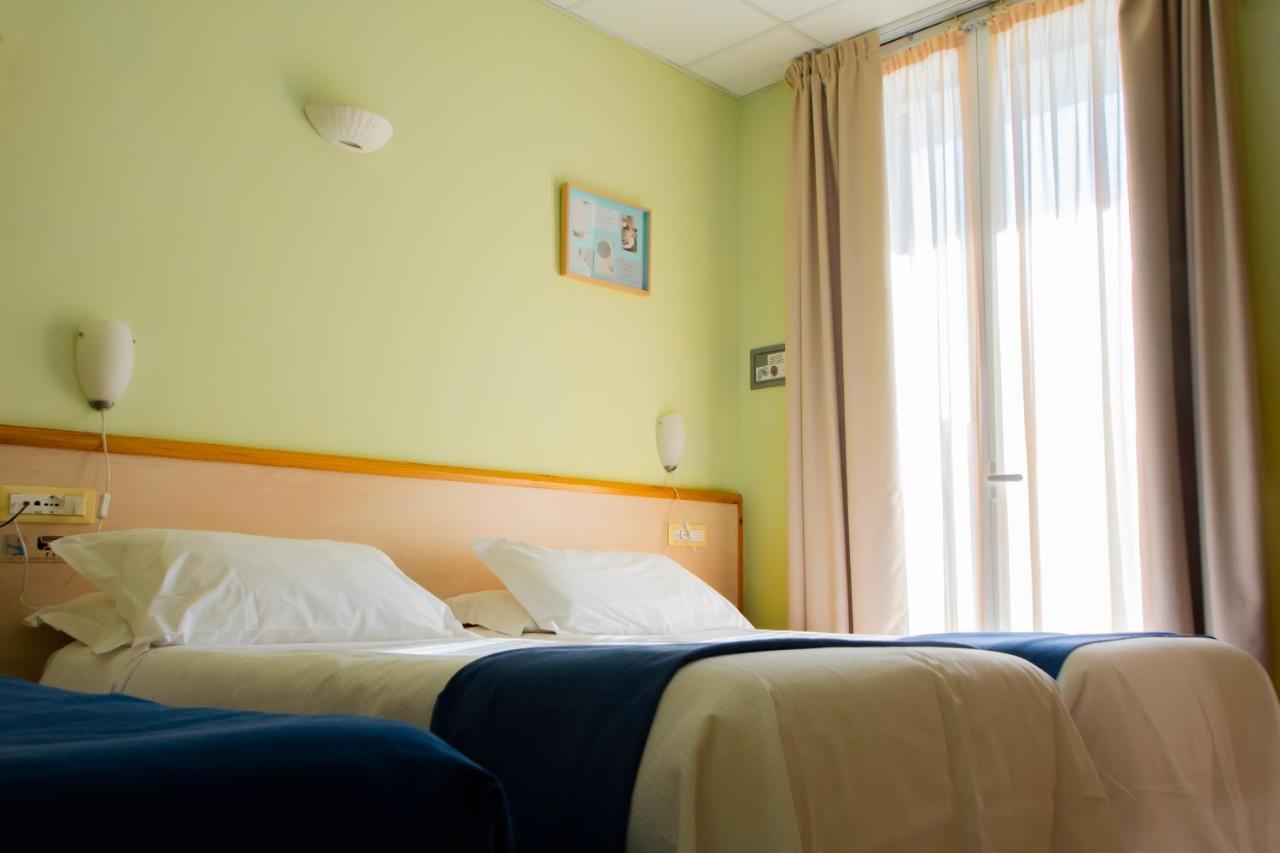 Hotel Delle Mimose Diano Marina Eksteriør billede