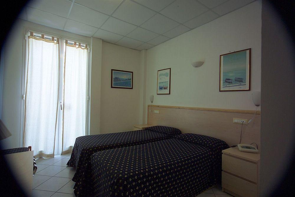 Hotel Delle Mimose Diano Marina Eksteriør billede