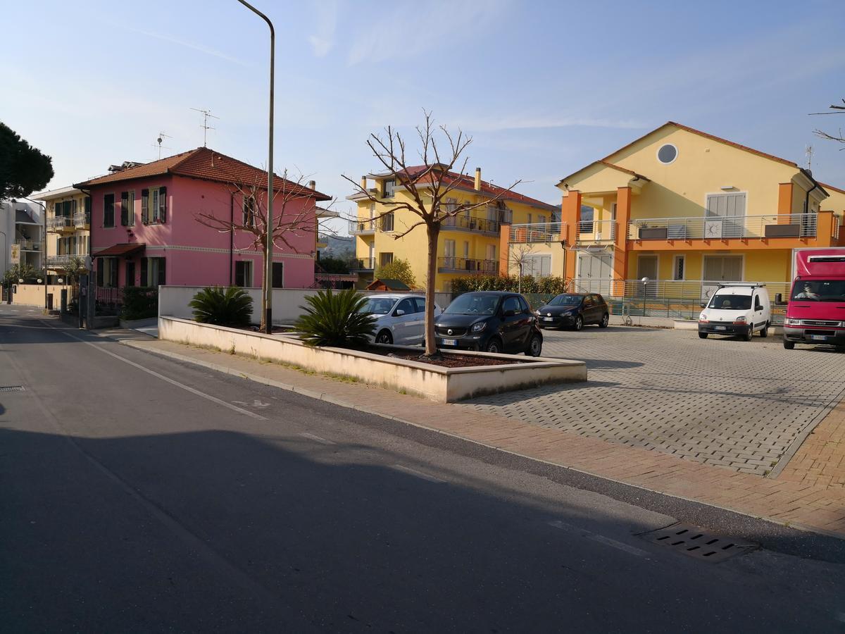 Hotel Delle Mimose Diano Marina Eksteriør billede